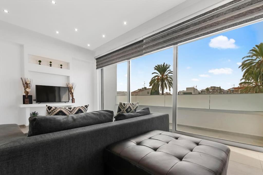 Glabur - The Luxurious 3 Bdr - Cozy Newly Renovated, Nicosia Agios Dhometios